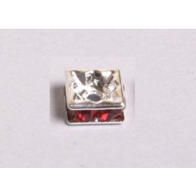 Strassznégyzet 6mm piros, 4db/cs