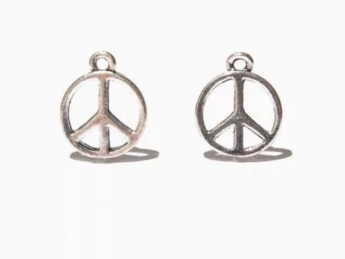 Fémmedálok karabínerrel Békejel