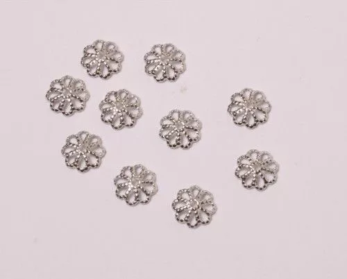 Tárcsa áttört, ezüstözött, 7 mm