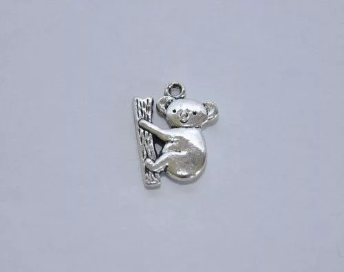 Fémmedál karabínerrel, koala