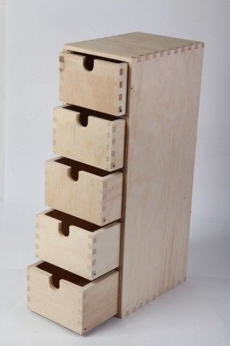 Szekrény 5 fiókkal álló