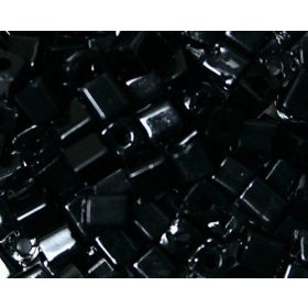 Metál kockagyöngy 4mm fekete 15g/cs