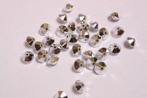 Akrilgyöngy metál, ezüst kúpos, 80 db/cs. 6mm-es