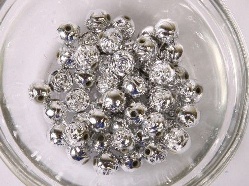 Ezüst metál akril gyöngy, rózsa 6mm, 50db./cs.