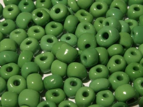 Kásagyöngy OP 4mm SÖTÉTZÖLD 15g/cs