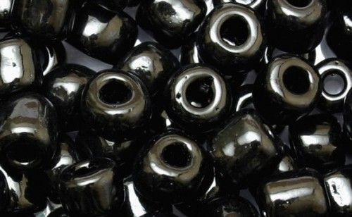 Kásagyöngy OP 4mm fekete 15g/cs