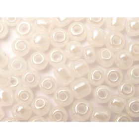 Kásagyöngy, 4mm Ceyloni fehér