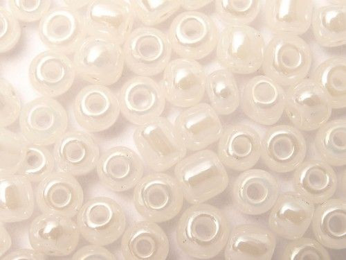 Kásagyöngy, 4mm Ceyloni fehér