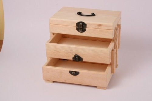 Fa varrósdoboz 17x11x12cm