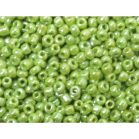 Kásagyöngy telt Lüszteres 2mm világoszöld 15g/cs