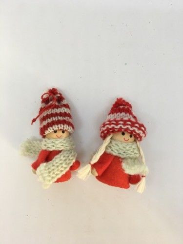 Karácsonyi figurák 2db /piros /fiú lány