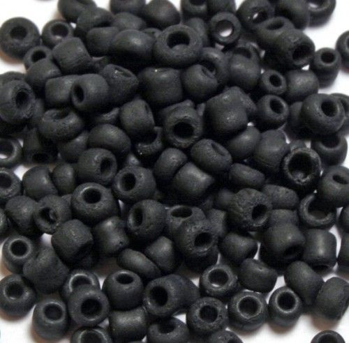 Kásagyöngy matt telt 2mm fekete 15g/cs