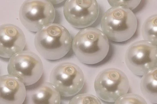 ÜVEGTEKLAGYÖNGY 4MM-ES - FEHÉR