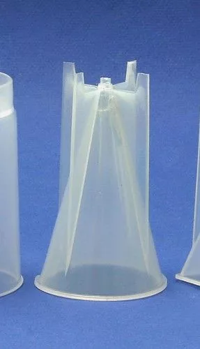 Gyertyaöntő forma kúp